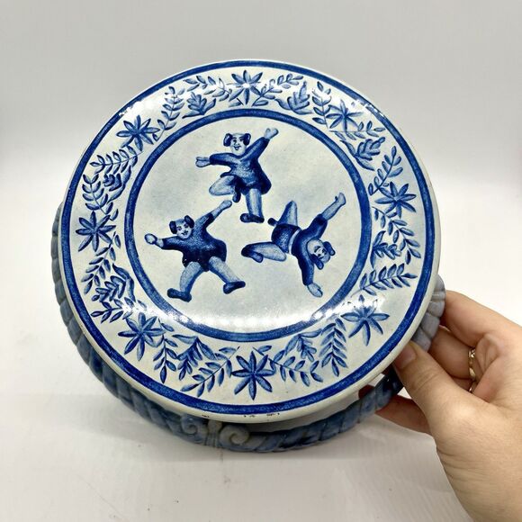 Vintage Metal Tin with Roped Handle Blue White - Picture 6 of 8